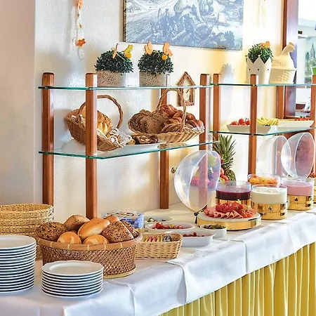 Hotel Merian Rothenburg 3*