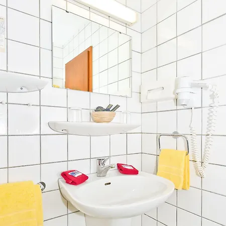 Merian Rothenburg Hotel 3*